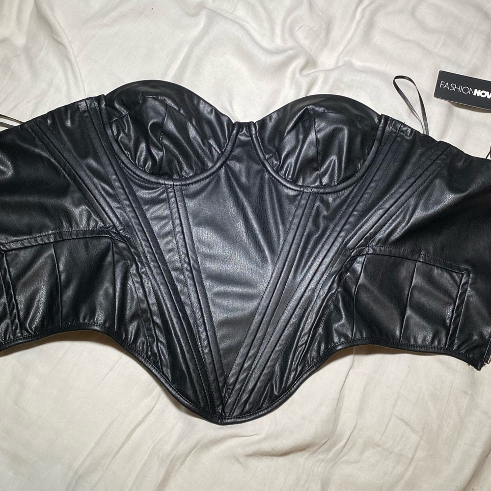 Corset Fashion Nova noir xs - Picture 2 of 5